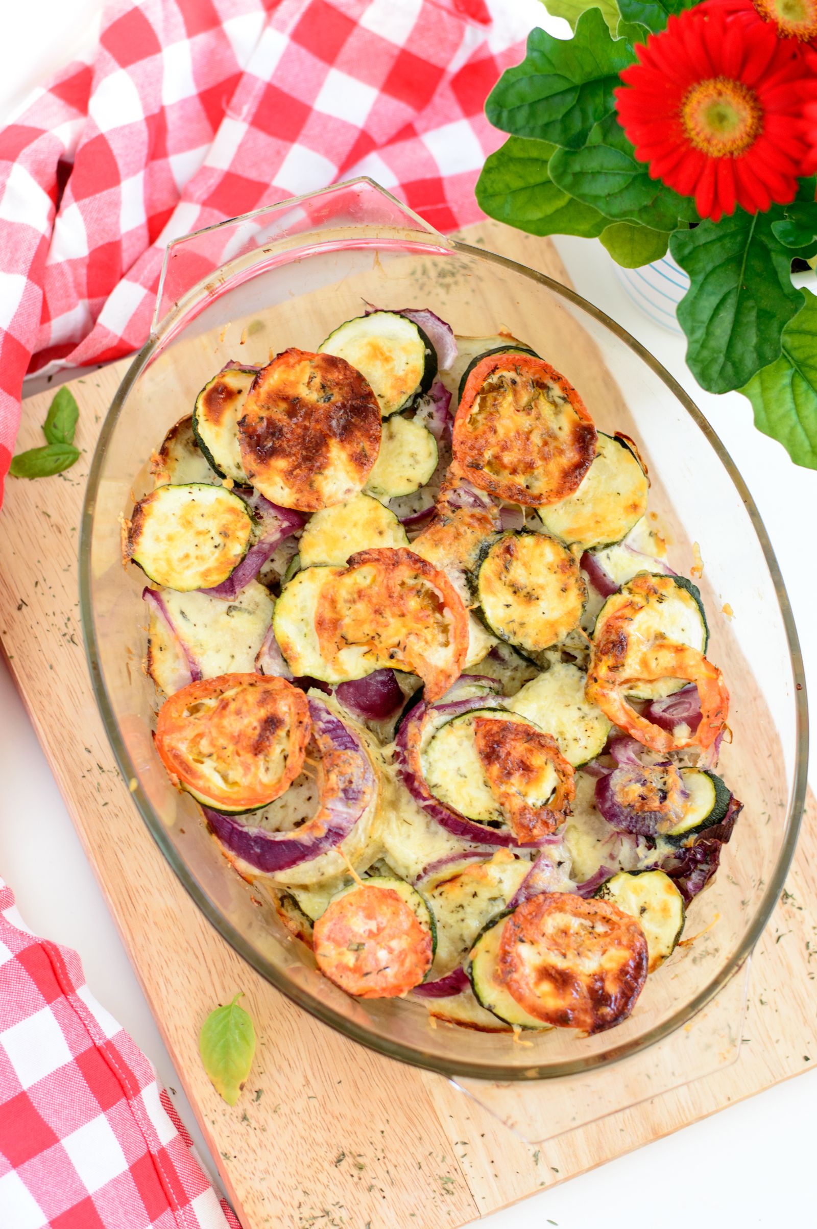 Mediterranean vegetable casserole with fresh summer veggies #glutenfree | myzucchinirecipes.com