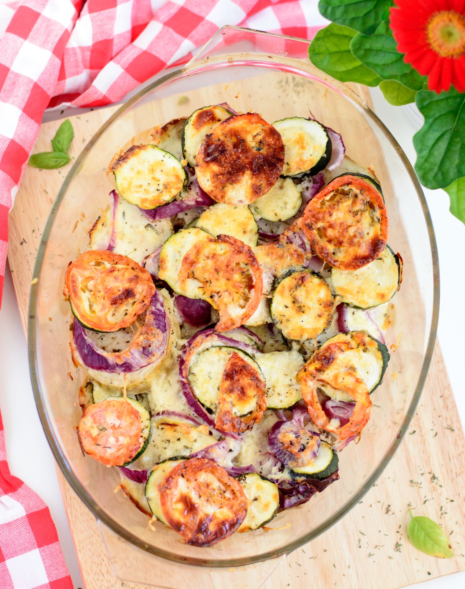 Mediterranean vegetable casserole with fresh summer veggies #glutenfree | myzucchinirecipes.com