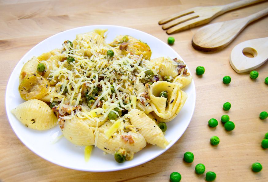 zucchini peas pasta