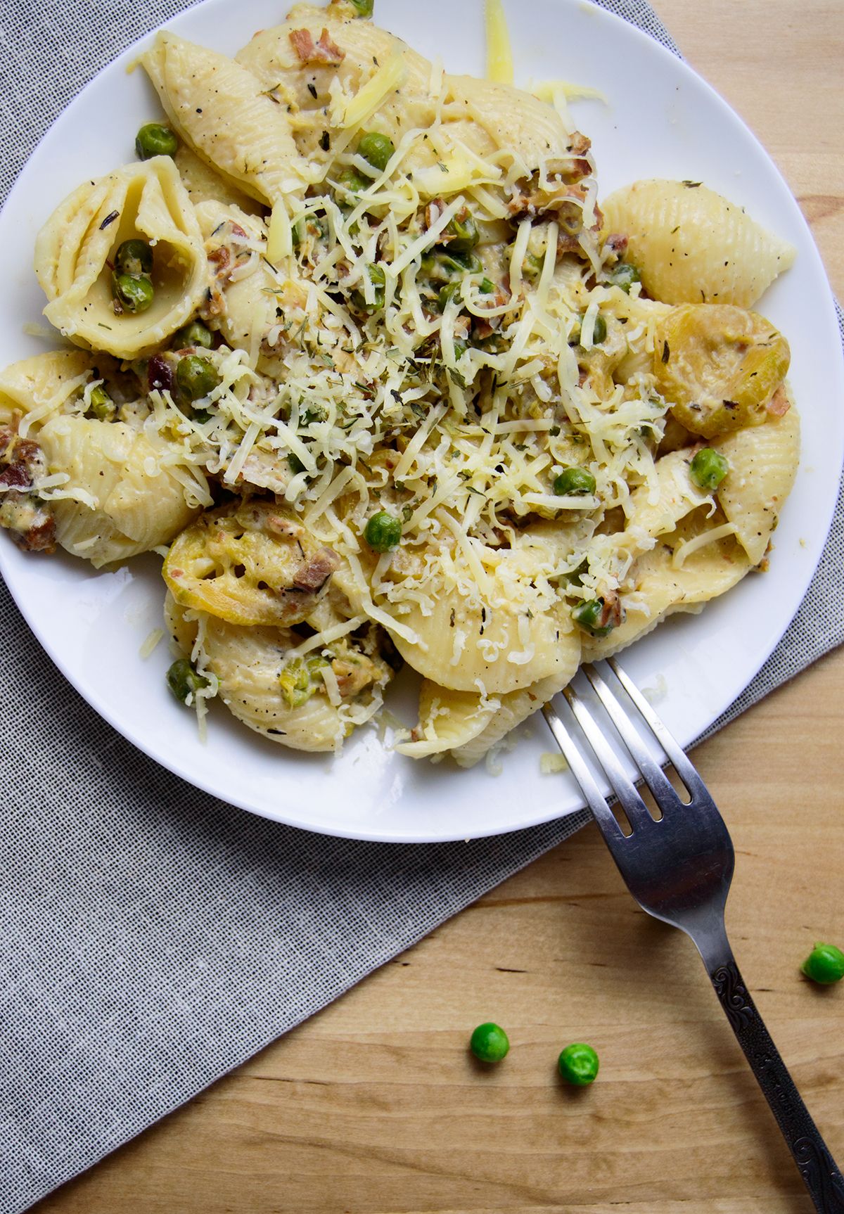 zucchini peas pasta