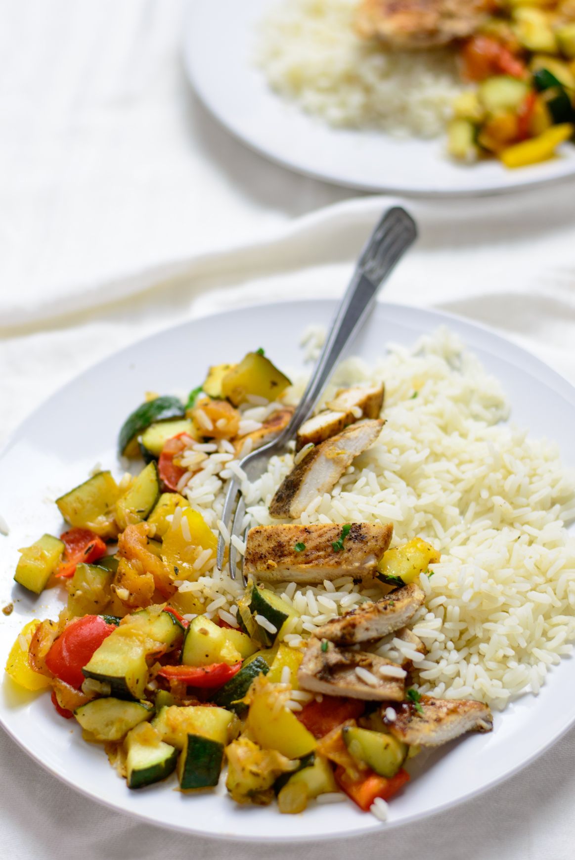 Chicken breast with vegetables and rice