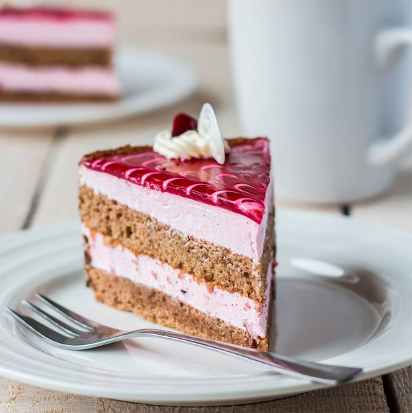 Zucchini - chocolate cake with raspberry mousse