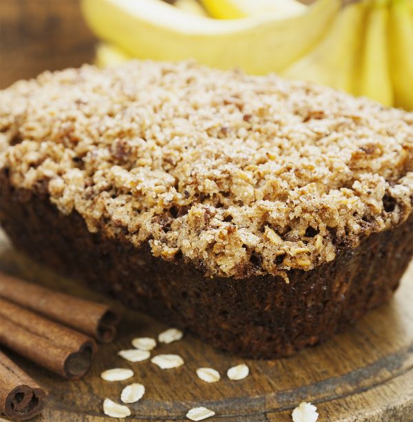 Oatmeal cake with zucchini, apple and banana