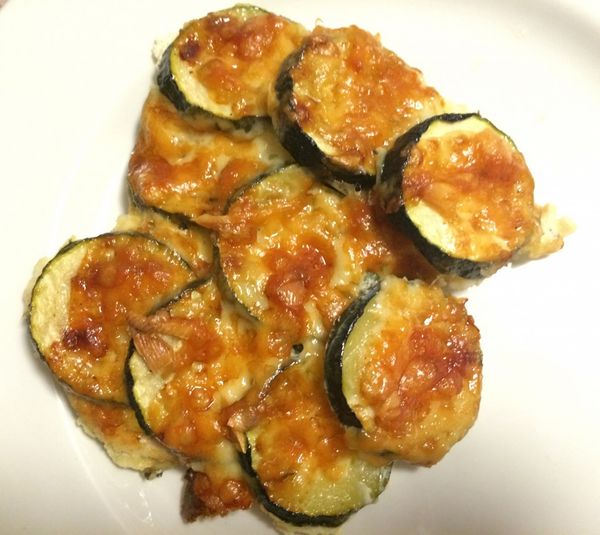 Chicken breast with zucchini